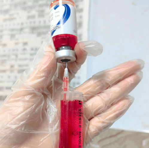 Why Should Mercurochrome (Red Antiseptic) Never Be Applied to Fish Wounds?